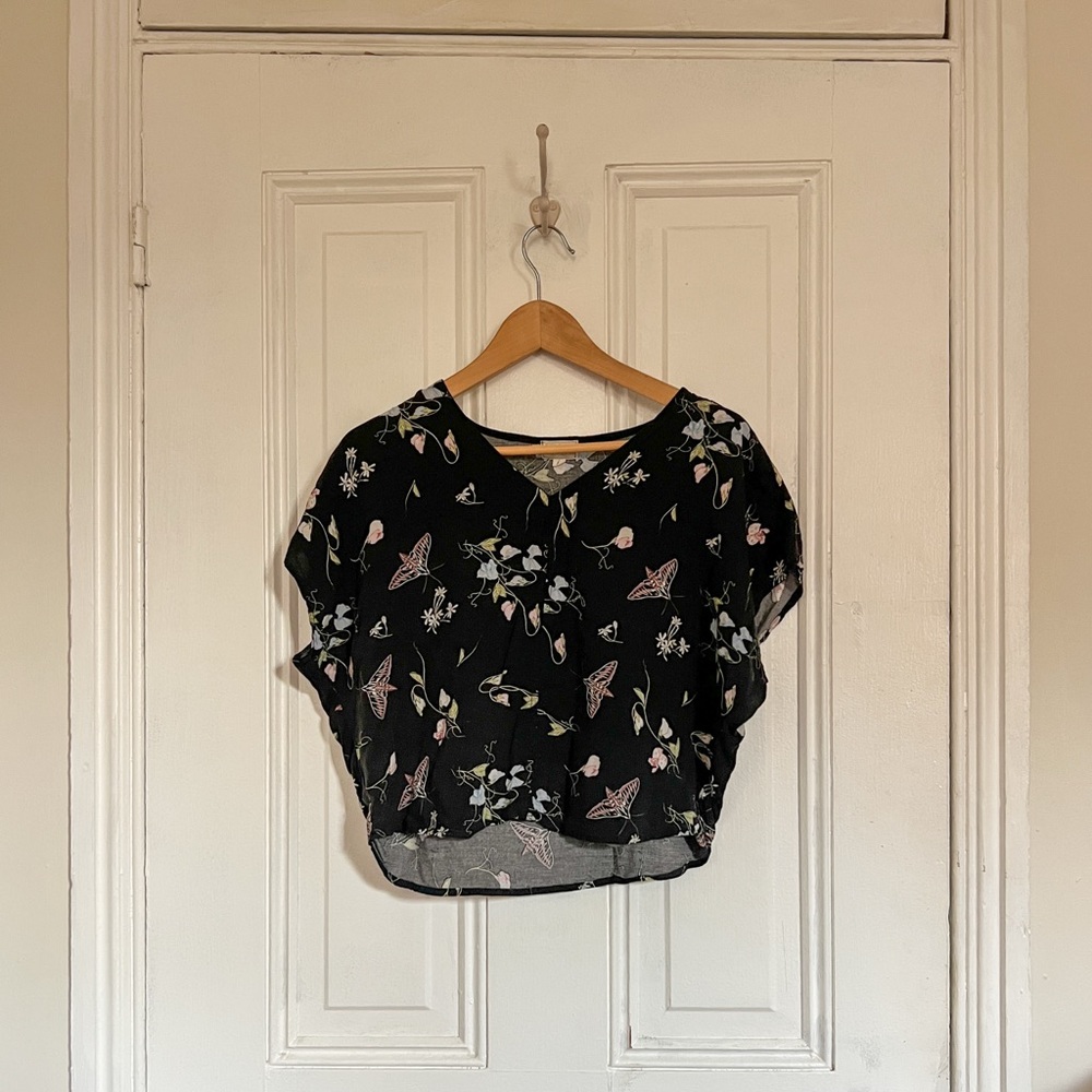 Field Day Dolman Top in Sweet Pea